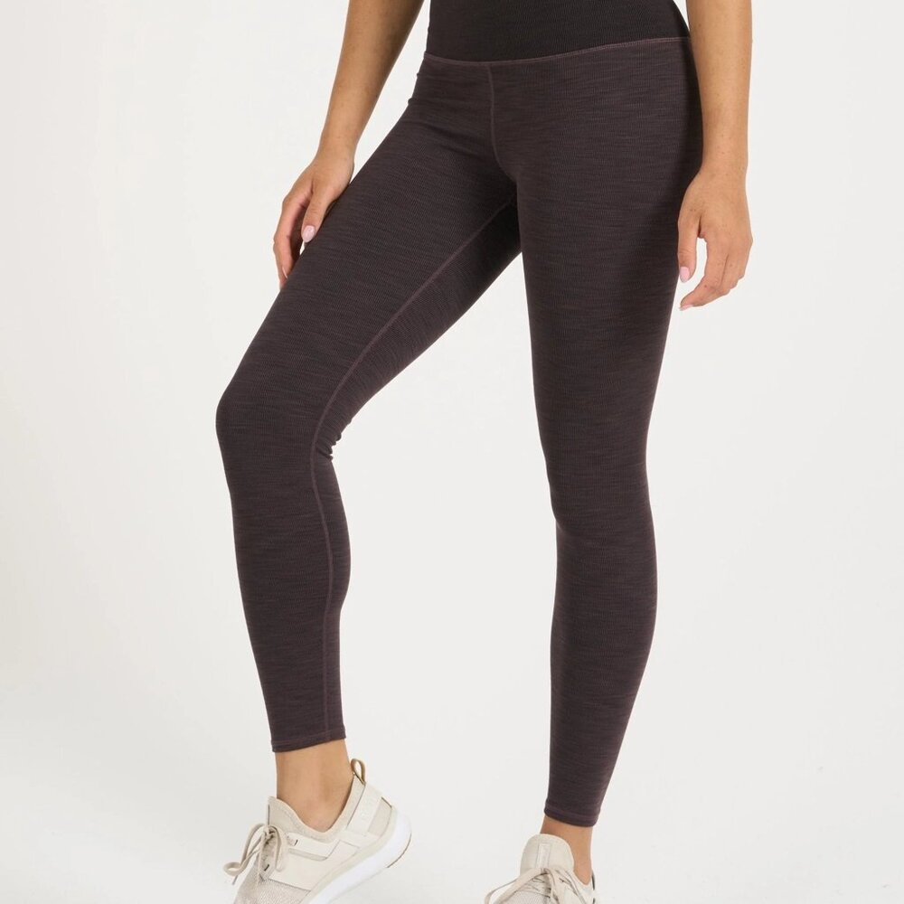 Vuori Lux Rib Studio Legging Quartz Heather, size Small 25 inch length